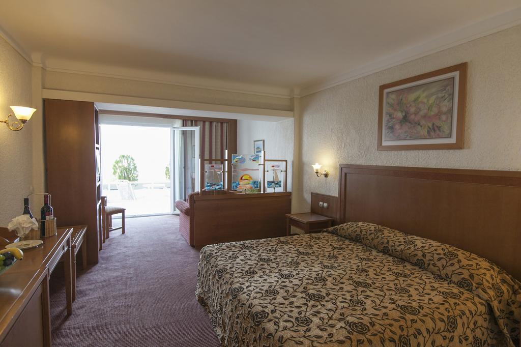 Ghotels Athos Palace Kallithea  Zimmer foto