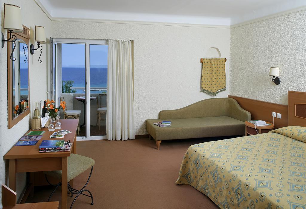 Ghotels Athos Palace Kallithea  Zimmer foto